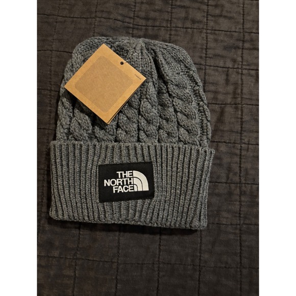 The North Face Cable Knit Beanie Hat Gray Winter Warm NWT - Picture 1 of 2